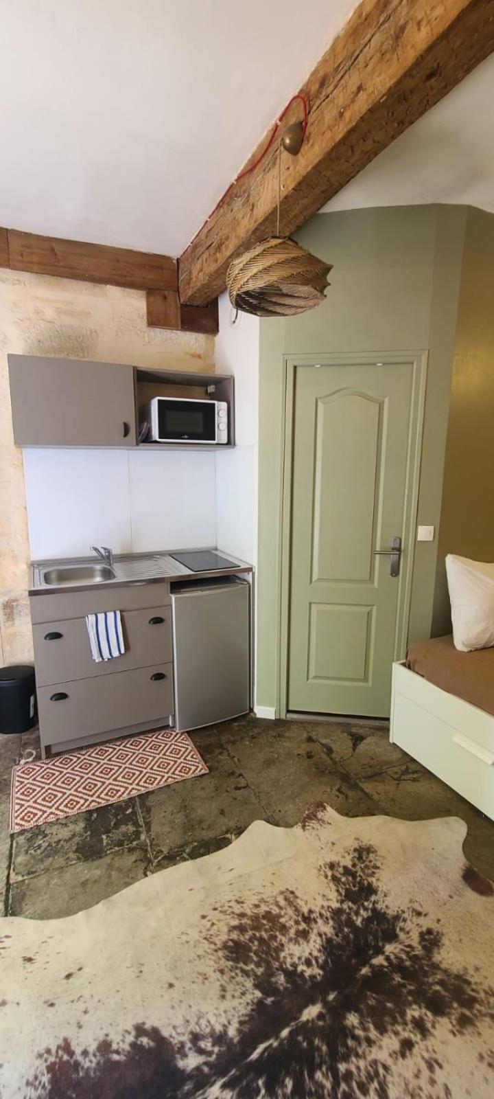 Studio Au Coeur Historique De Montpellier, 2 Personnes Et Wifi 외부 사진