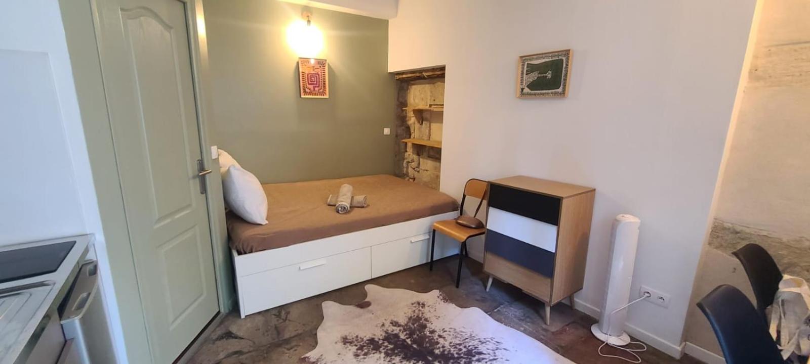 Studio Au Coeur Historique De Montpellier, 2 Personnes Et Wifi 외부 사진